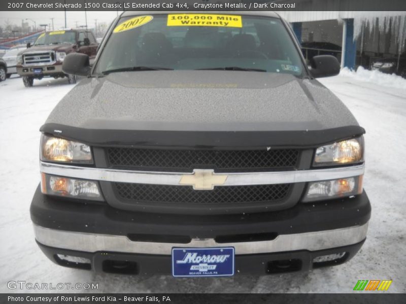 Graystone Metallic / Dark Charcoal 2007 Chevrolet Silverado 1500 Classic LS Extended Cab 4x4