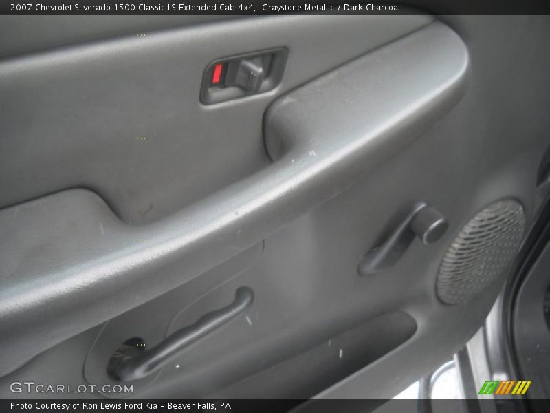 Graystone Metallic / Dark Charcoal 2007 Chevrolet Silverado 1500 Classic LS Extended Cab 4x4