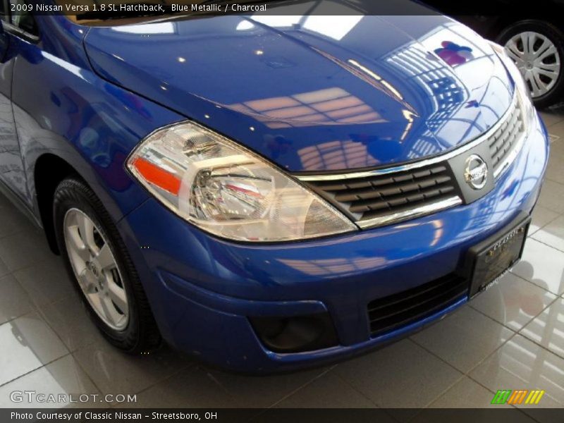 Blue Metallic / Charcoal 2009 Nissan Versa 1.8 SL Hatchback