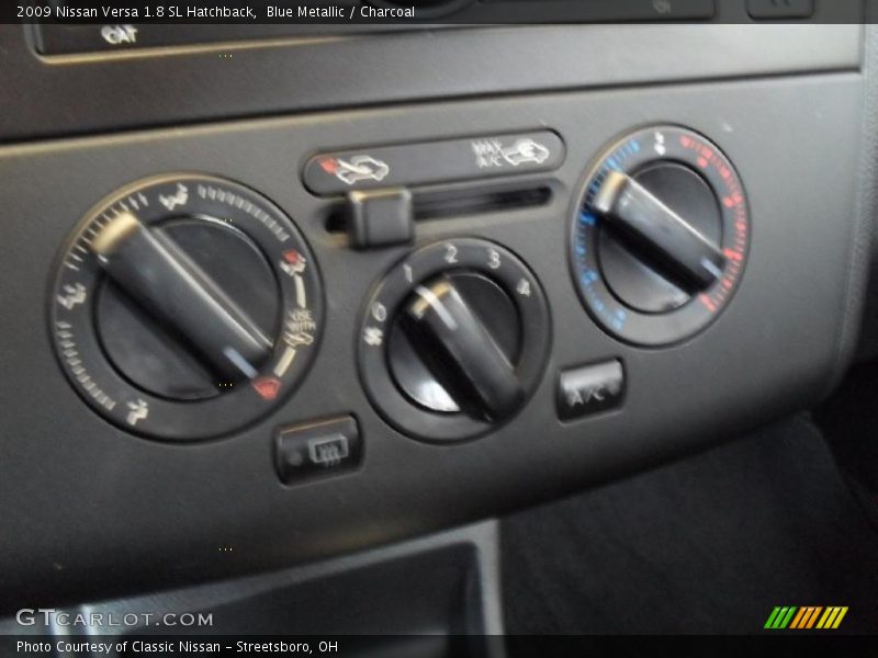 Blue Metallic / Charcoal 2009 Nissan Versa 1.8 SL Hatchback