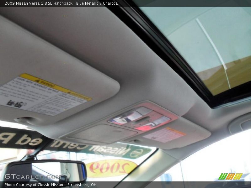 Blue Metallic / Charcoal 2009 Nissan Versa 1.8 SL Hatchback
