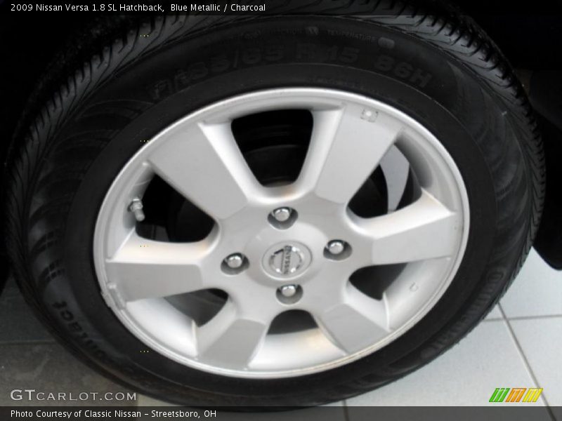Blue Metallic / Charcoal 2009 Nissan Versa 1.8 SL Hatchback