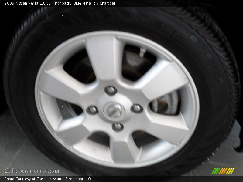 Blue Metallic / Charcoal 2009 Nissan Versa 1.8 SL Hatchback