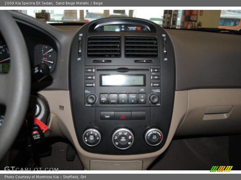 Sand Beige Metallic / Beige 2009 Kia Spectra EX Sedan