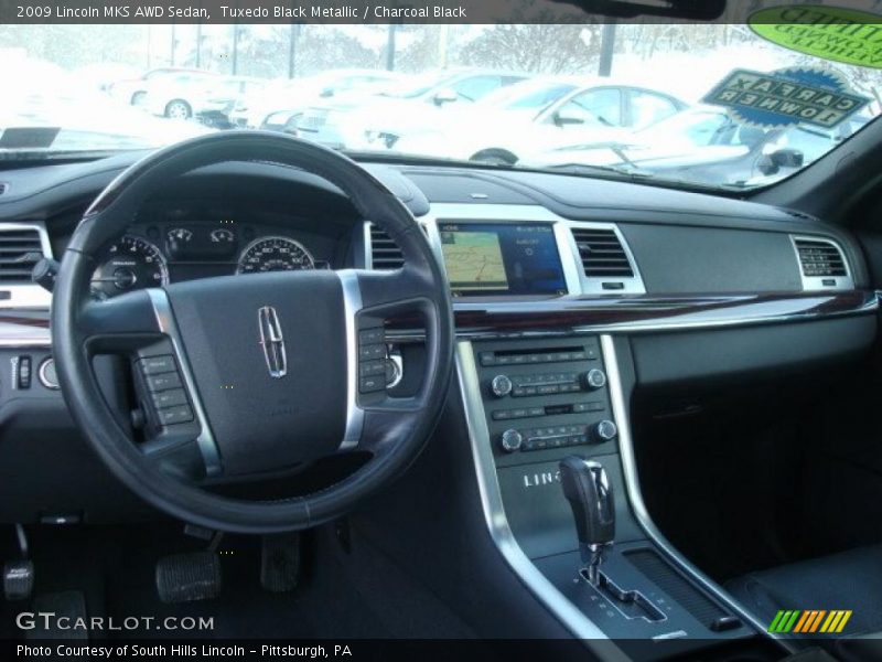 Tuxedo Black Metallic / Charcoal Black 2009 Lincoln MKS AWD Sedan