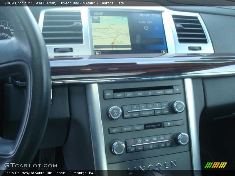 Tuxedo Black Metallic / Charcoal Black 2009 Lincoln MKS AWD Sedan