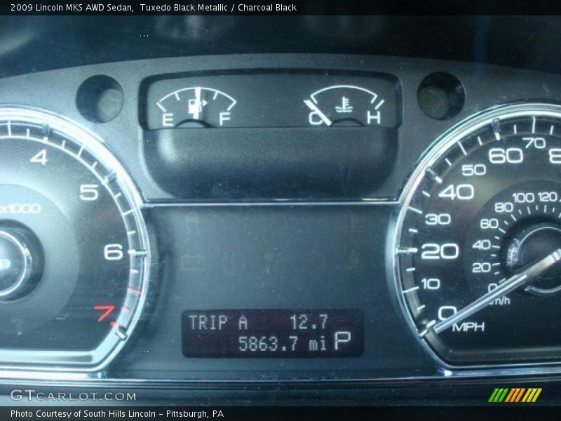 Tuxedo Black Metallic / Charcoal Black 2009 Lincoln MKS AWD Sedan