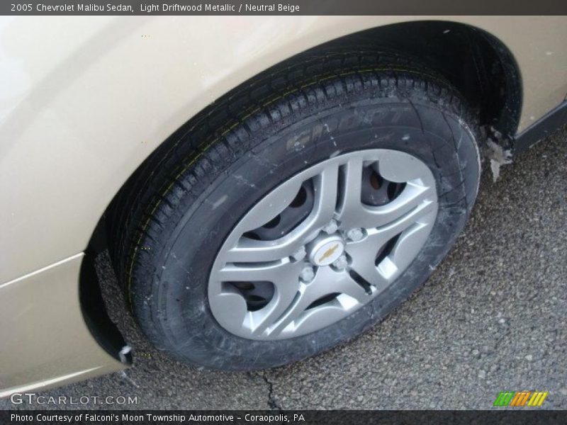 Light Driftwood Metallic / Neutral Beige 2005 Chevrolet Malibu Sedan