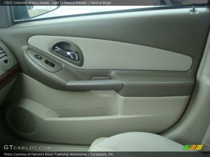 Light Driftwood Metallic / Neutral Beige 2005 Chevrolet Malibu Sedan