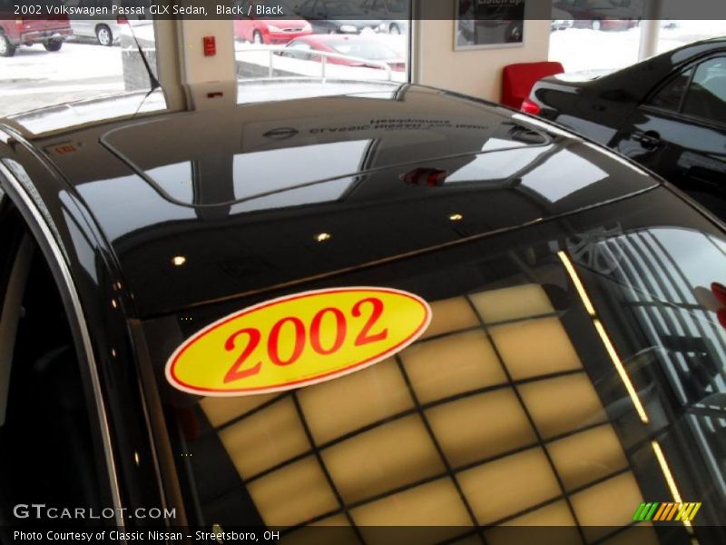 Black / Black 2002 Volkswagen Passat GLX Sedan
