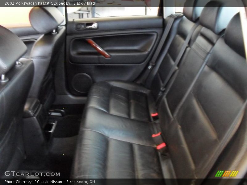 Black / Black 2002 Volkswagen Passat GLX Sedan