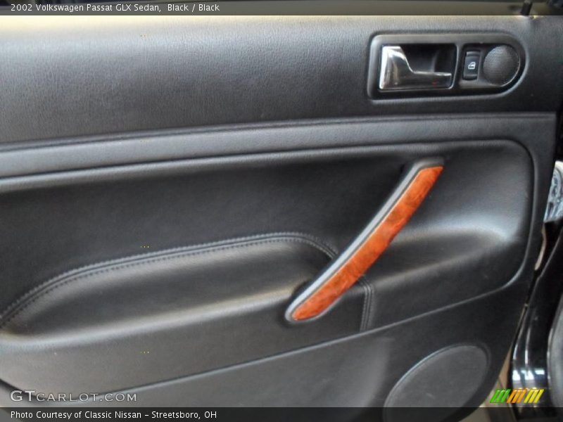 Black / Black 2002 Volkswagen Passat GLX Sedan