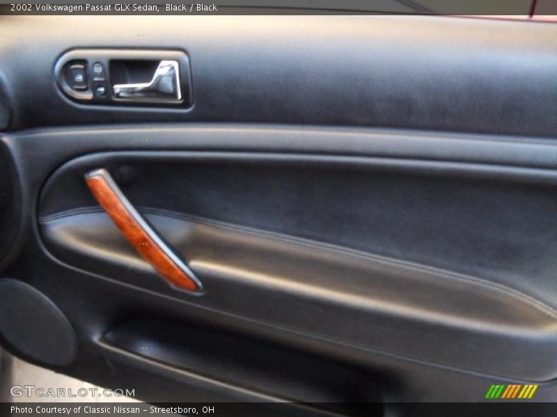 Black / Black 2002 Volkswagen Passat GLX Sedan