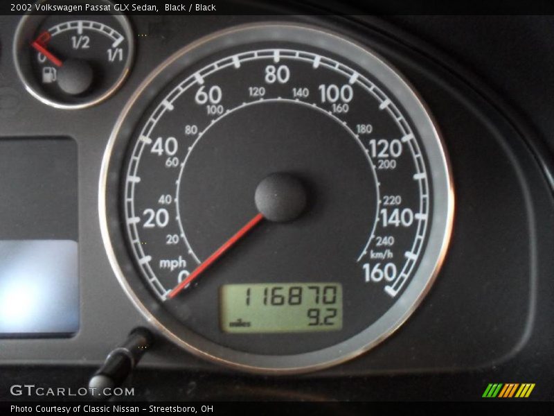 Black / Black 2002 Volkswagen Passat GLX Sedan