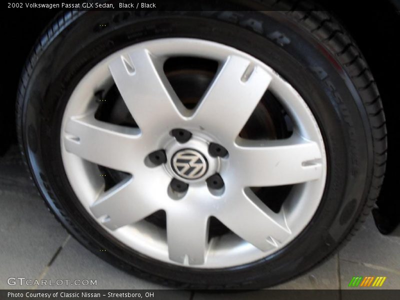 Black / Black 2002 Volkswagen Passat GLX Sedan