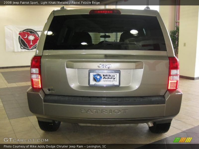 Light Khaki Metallic / Pastel Pebble Beige 2008 Jeep Patriot Sport
