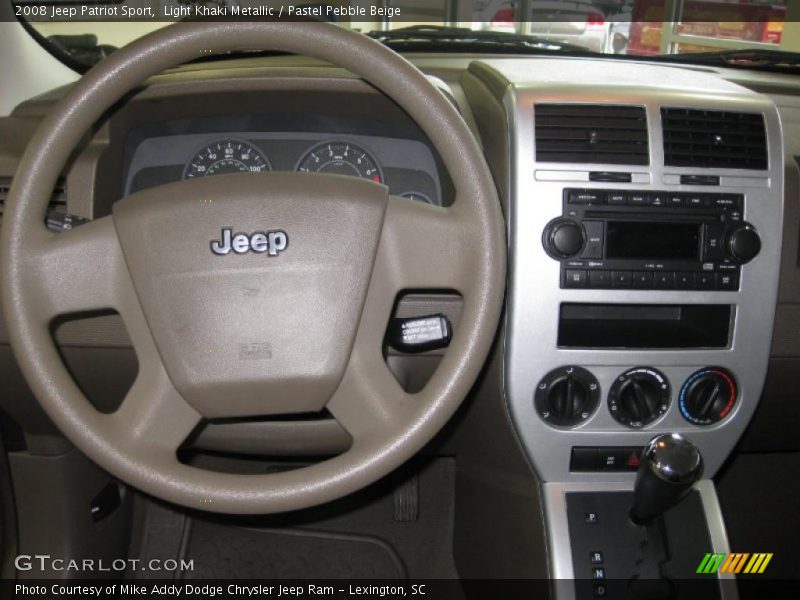 Light Khaki Metallic / Pastel Pebble Beige 2008 Jeep Patriot Sport