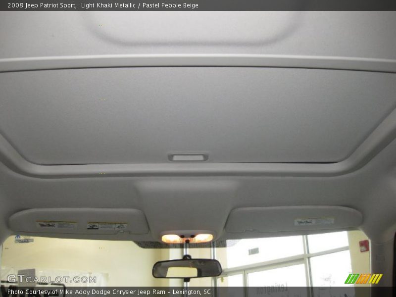 Light Khaki Metallic / Pastel Pebble Beige 2008 Jeep Patriot Sport