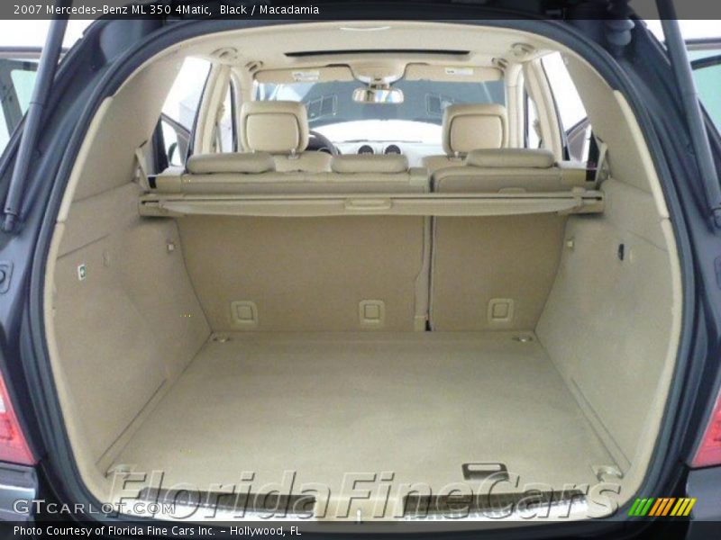 Black / Macadamia 2007 Mercedes-Benz ML 350 4Matic