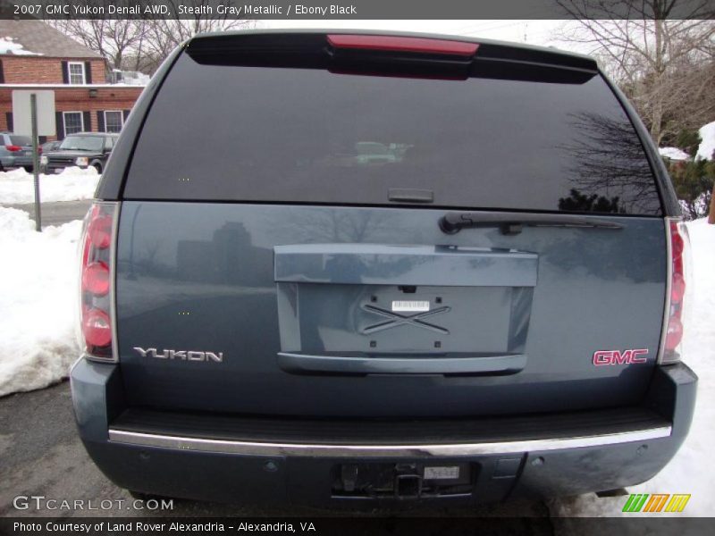Stealth Gray Metallic / Ebony Black 2007 GMC Yukon Denali AWD