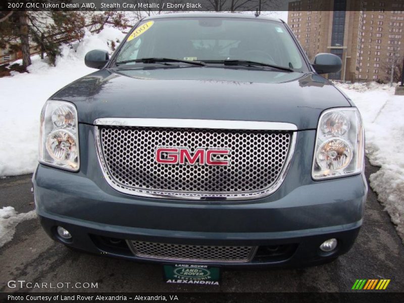 Stealth Gray Metallic / Ebony Black 2007 GMC Yukon Denali AWD