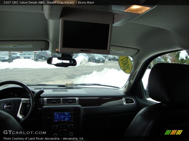 Stealth Gray Metallic / Ebony Black 2007 GMC Yukon Denali AWD