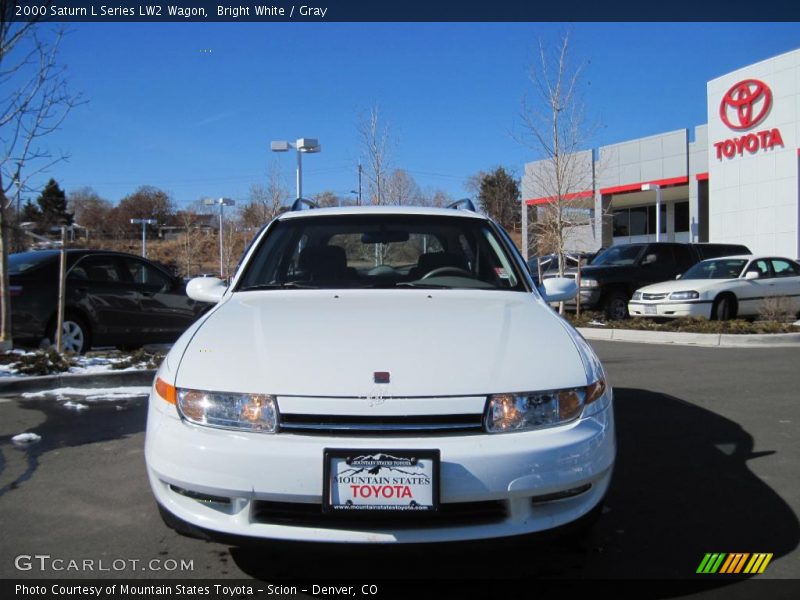 Bright White / Gray 2000 Saturn L Series LW2 Wagon