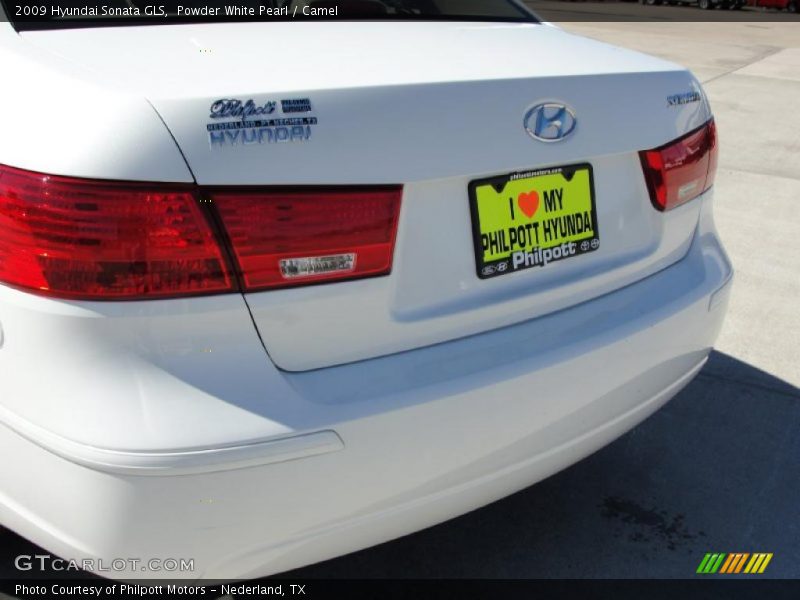 Powder White Pearl / Camel 2009 Hyundai Sonata GLS