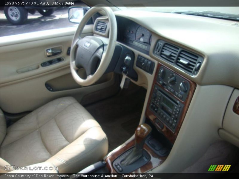 Black / Beige 1998 Volvo V70 XC AWD