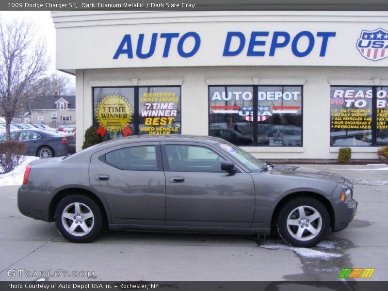 Dark Titanium Metallic / Dark Slate Gray 2009 Dodge Charger SE