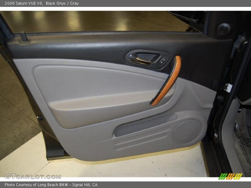 Black Onyx / Gray 2006 Saturn VUE V6
