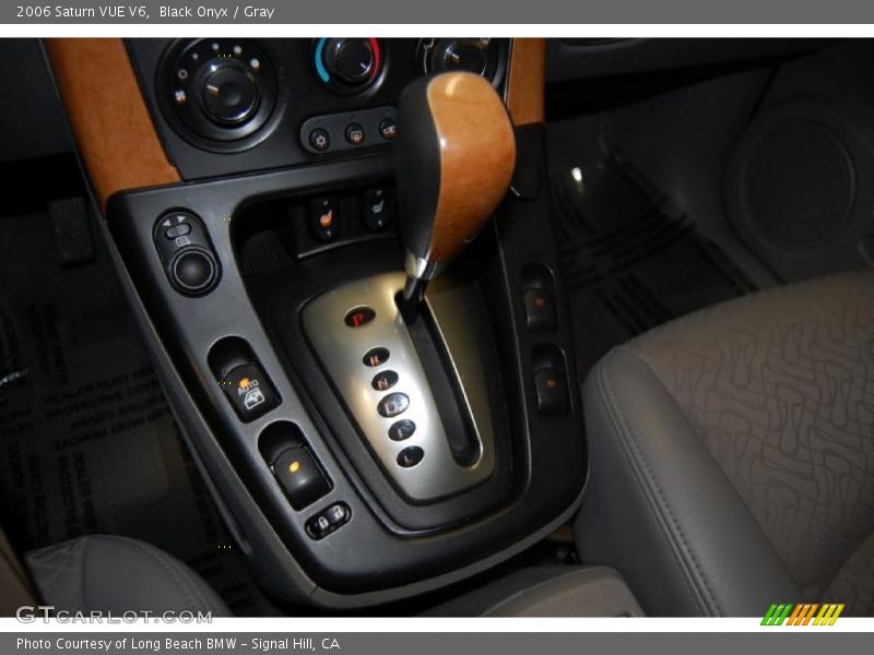 Black Onyx / Gray 2006 Saturn VUE V6