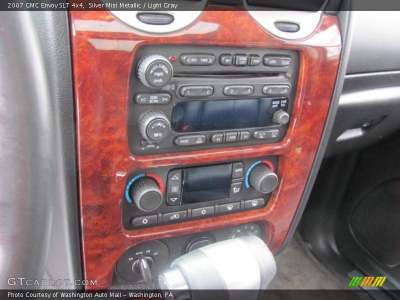 Silver Mist Metallic / Light Gray 2007 GMC Envoy SLT 4x4