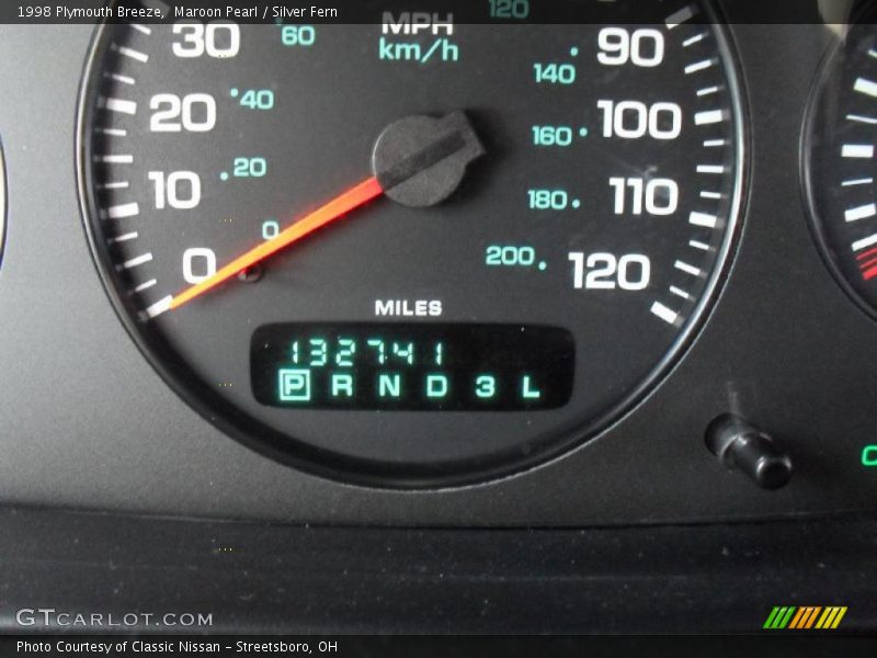 Maroon Pearl / Silver Fern 1998 Plymouth Breeze