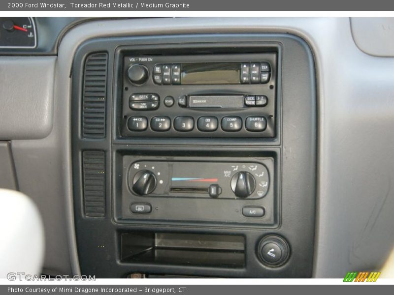 Toreador Red Metallic / Medium Graphite 2000 Ford Windstar
