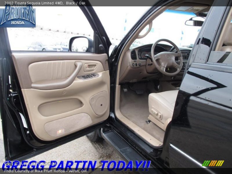Black / Oak 2002 Toyota Sequoia Limited 4WD