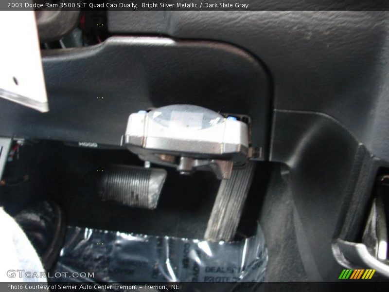 Bright Silver Metallic / Dark Slate Gray 2003 Dodge Ram 3500 SLT Quad Cab Dually