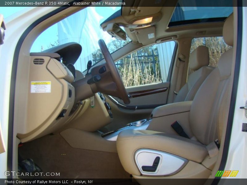 Alabaster White / Macadamia 2007 Mercedes-Benz R 350 4Matic