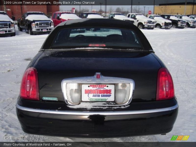 Ebony Black / Deep Charcoal 1999 Lincoln Town Car Signature