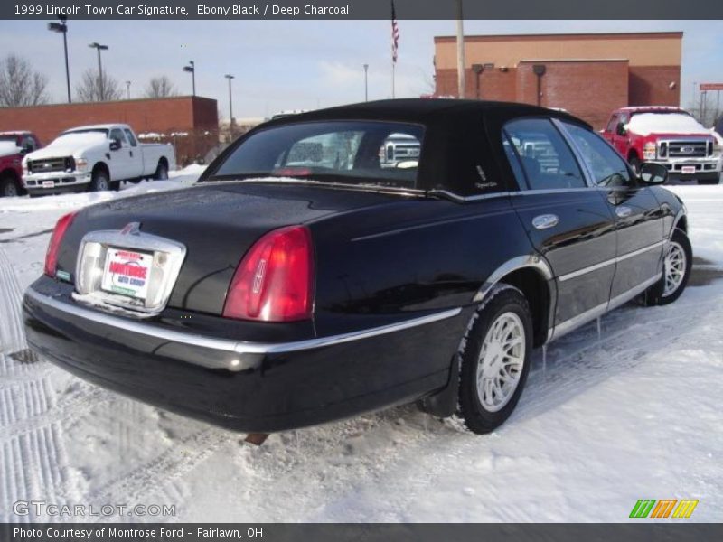 Ebony Black / Deep Charcoal 1999 Lincoln Town Car Signature