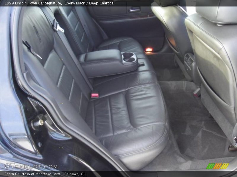 Ebony Black / Deep Charcoal 1999 Lincoln Town Car Signature