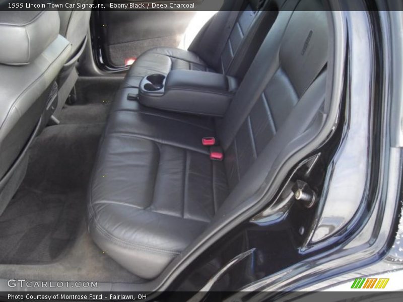 Ebony Black / Deep Charcoal 1999 Lincoln Town Car Signature