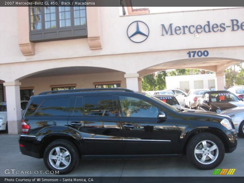Black / Macadamia 2007 Mercedes-Benz GL 450