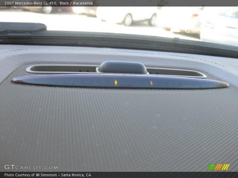 Black / Macadamia 2007 Mercedes-Benz GL 450