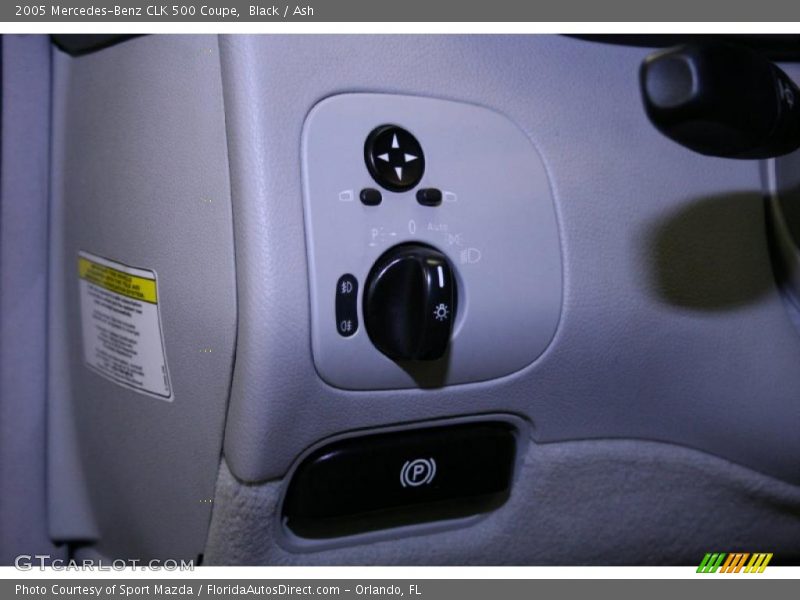 Black / Ash 2005 Mercedes-Benz CLK 500 Coupe
