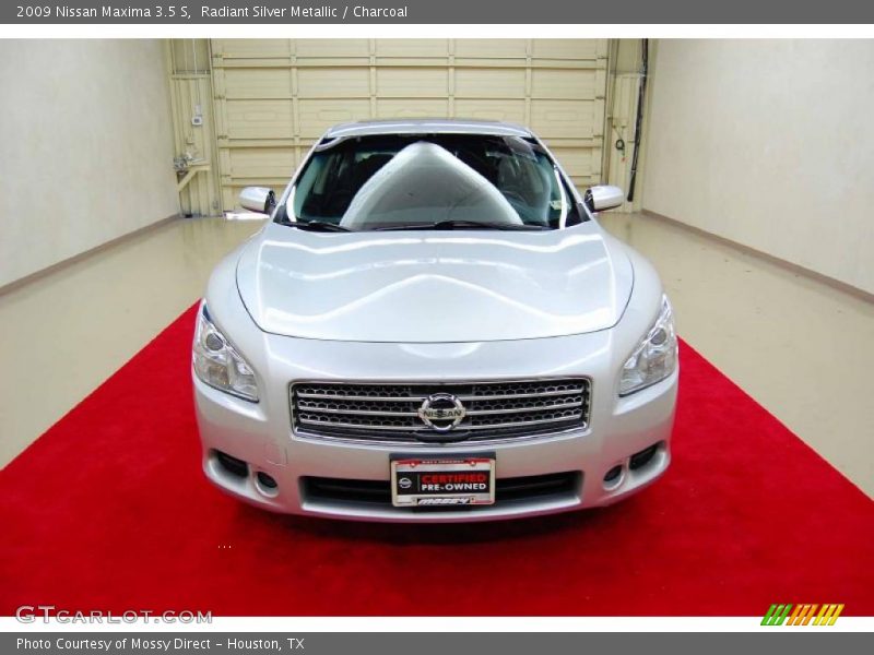 Radiant Silver Metallic / Charcoal 2009 Nissan Maxima 3.5 S