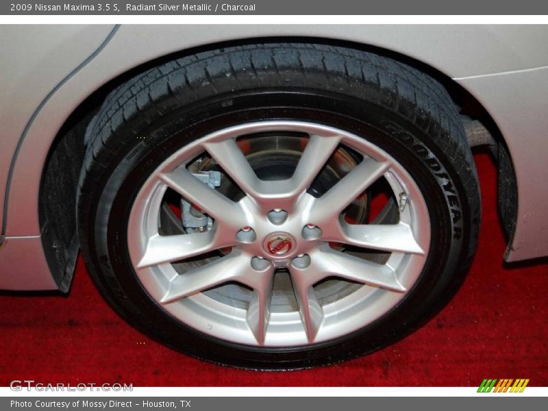 Radiant Silver Metallic / Charcoal 2009 Nissan Maxima 3.5 S