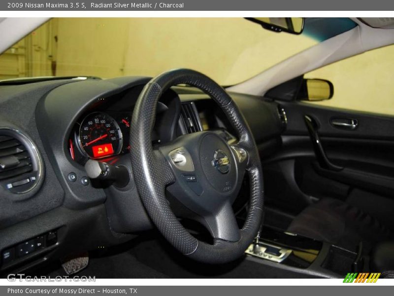 Radiant Silver Metallic / Charcoal 2009 Nissan Maxima 3.5 S