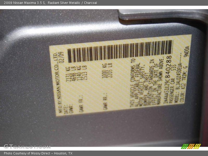 Radiant Silver Metallic / Charcoal 2009 Nissan Maxima 3.5 S
