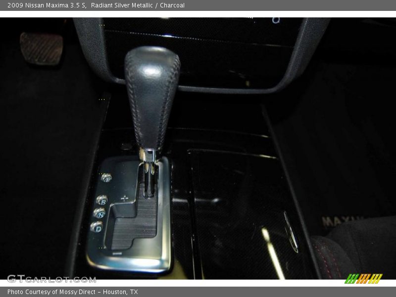 Radiant Silver Metallic / Charcoal 2009 Nissan Maxima 3.5 S